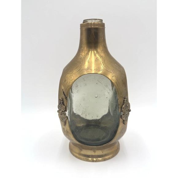 Brass‎ Encased Glass Decanter With Shot Glass Lid Non King Vintage - Picture 4 of 11